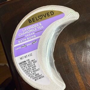 Lavender & Chamomile Tea Vegan Bath Bomb - White